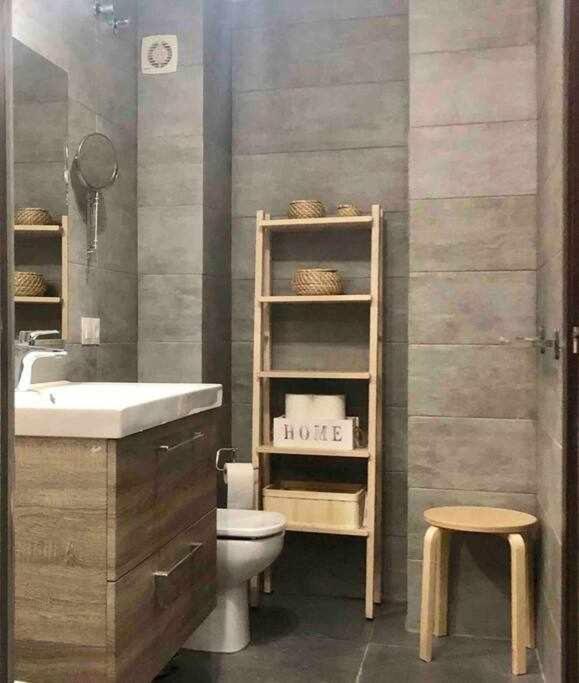 רונדה II Apartamentos Morales & Arnal מראה חיצוני תמונה